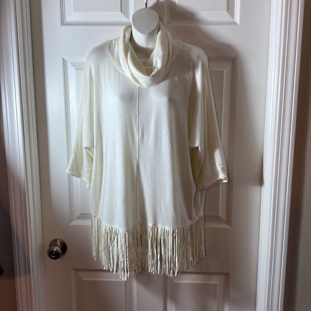 Terre Bleue Fringe  Cowl Neck Sweater Size Medium Off White Cream - Picture 3 of 9